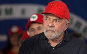 Lula autoriza INCRA a identificar terras para expropriação2